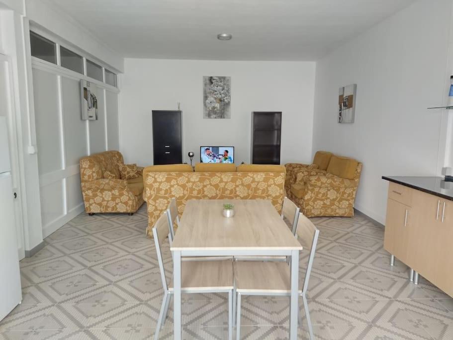 Rua De Baixo Apartments Calheta  Extérieur photo